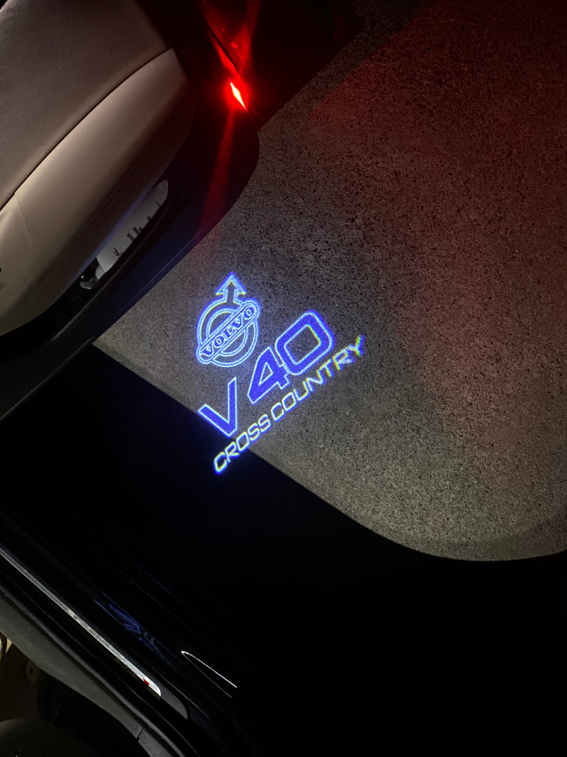 Volvo V 40 LOGO PROJECROTR LIGHTS Nr.101 (Menge 1 = 2 Logofolie / 2 Türleuchten) 