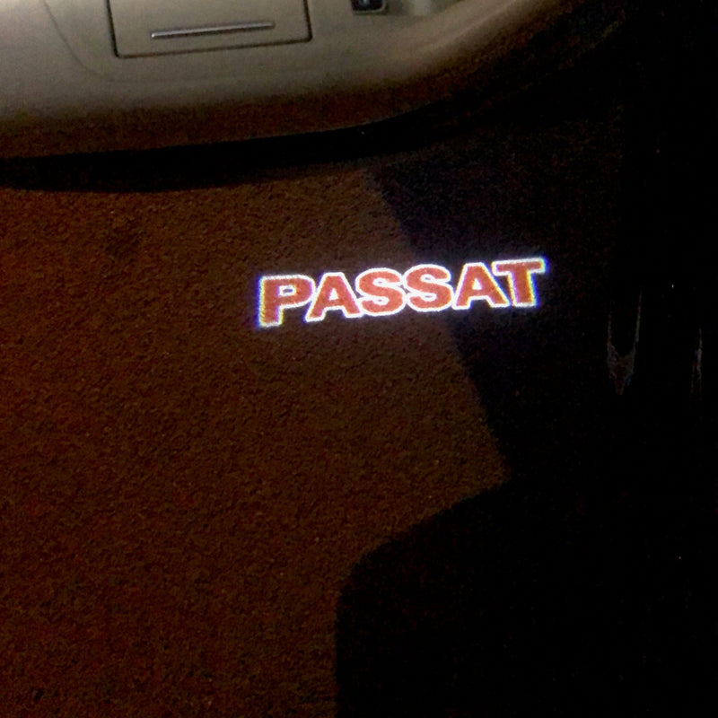 Volkswagen Türleuchten PASSAT Logo N.95 (Menge 1 = 2 Logofolien /2 Türleuchten）