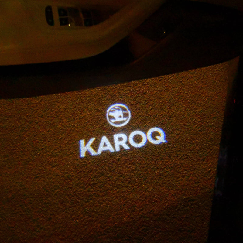 SKODA KAROQ LOGO LIGHTS Nr.110 (Menge 1 = 2 Logofolie / 2 Türleuchten)